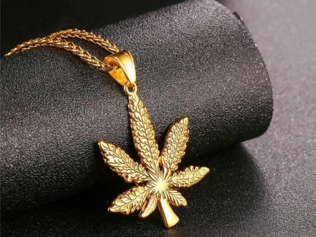 Pinapes Leaf Pendant Necklace for Men Women Fashion Jewelry Online now